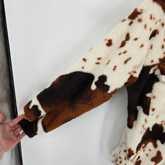 Honey and sparkle womens size small brown cow hide print button up shacket - Picture 2 of 10